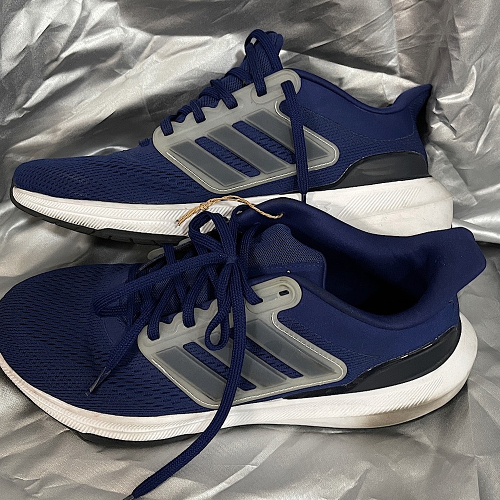 Adidas ultrabounce running shoes